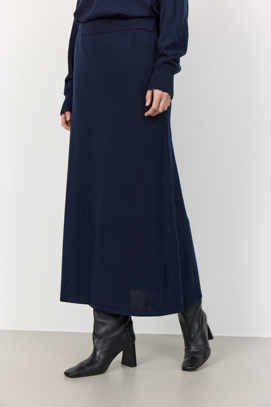 Ismaila ullarpils, blátt