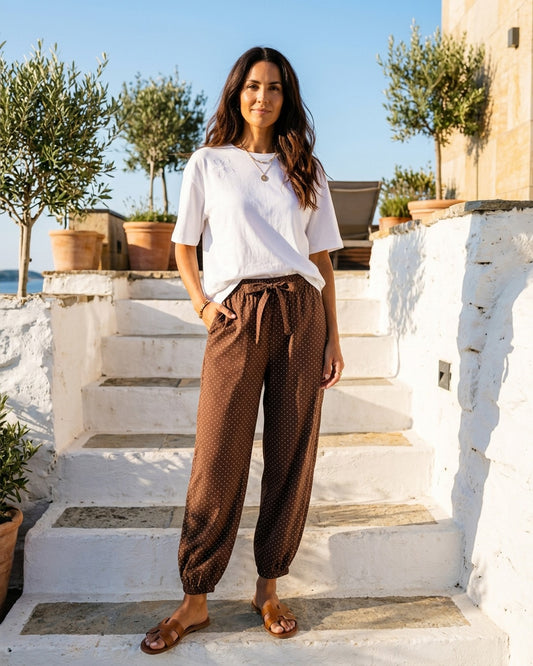 Nikki buxur, brúnar