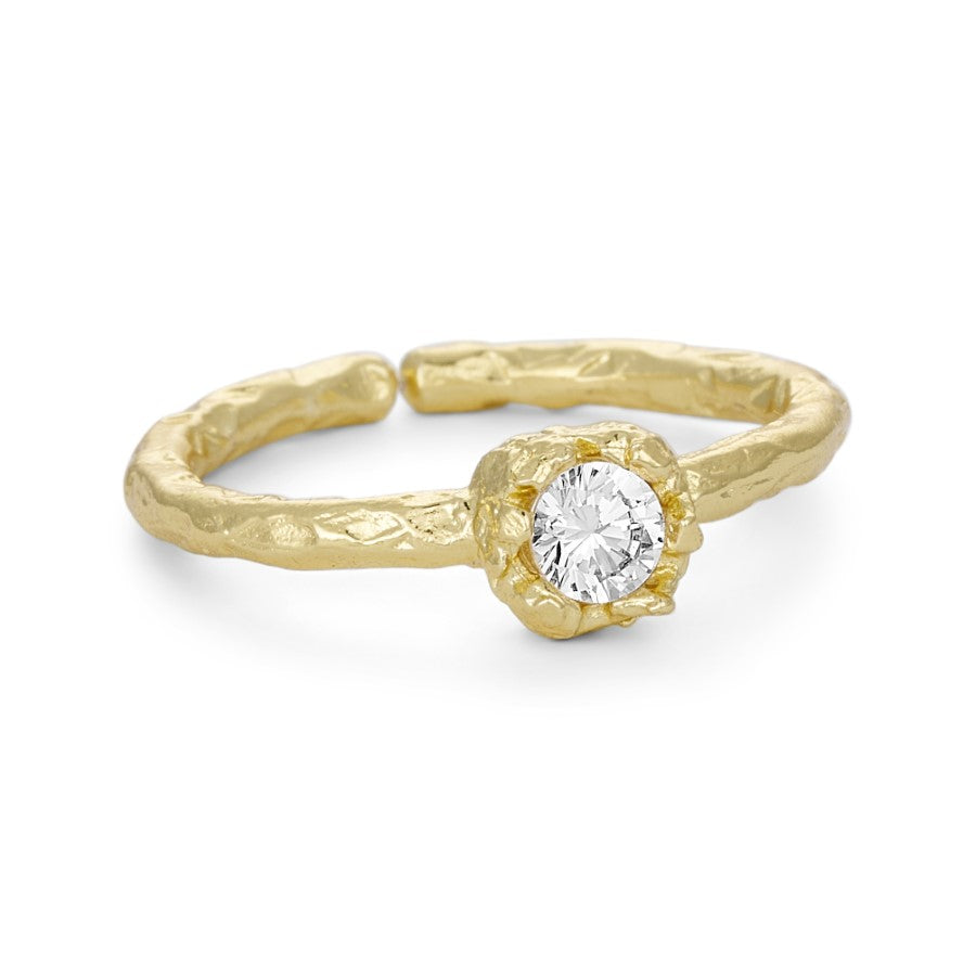 Clara hringur, gylltur