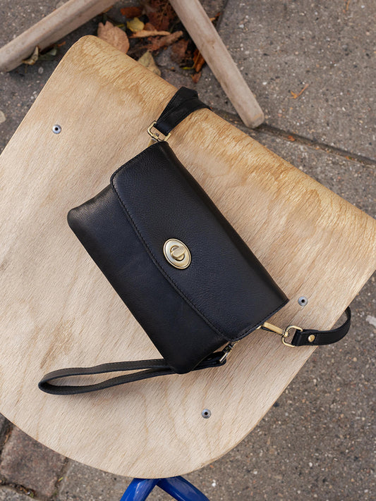 Nisha leðurtaska, svört