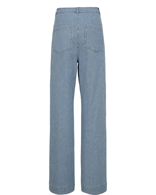 NuErina buxur, bláar