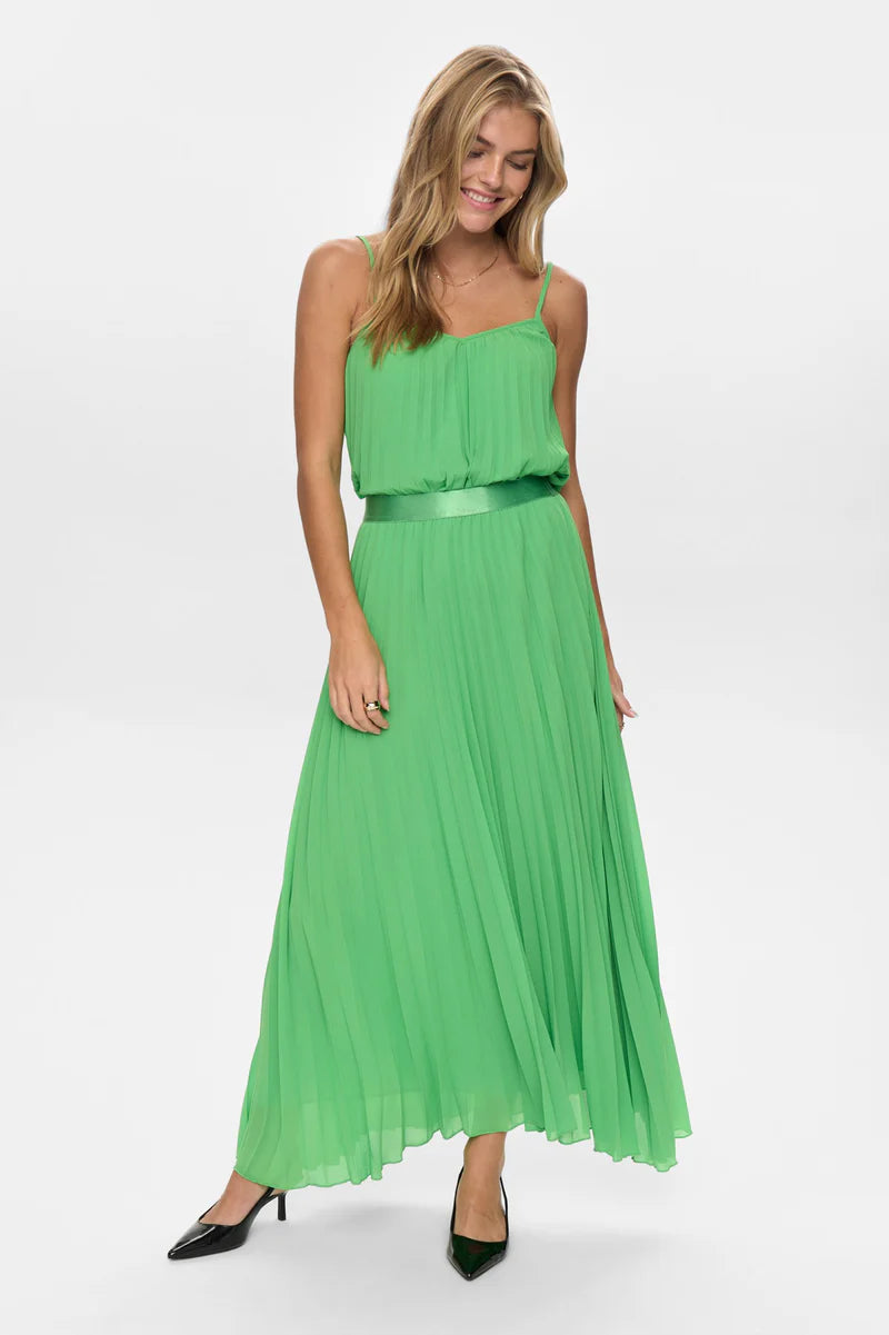 NuParisa pils, grænt