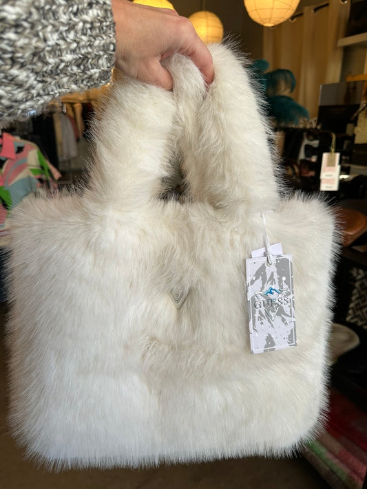 Guess loðtaska, hvít