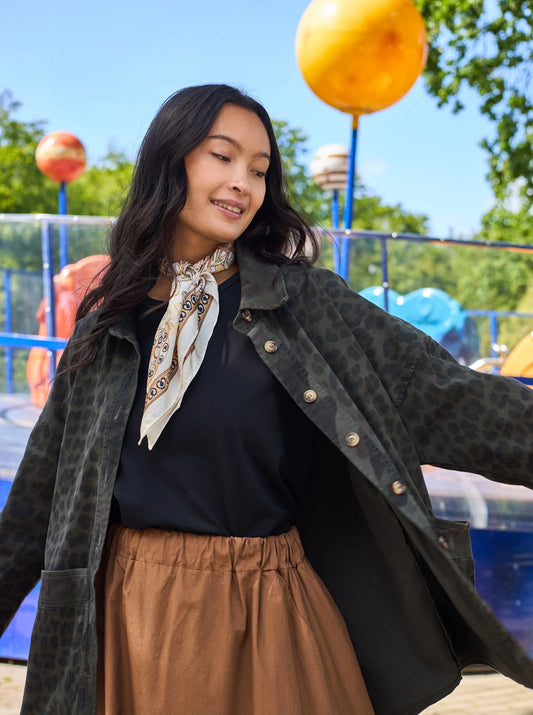 Tazia klútur með gylltum hólki