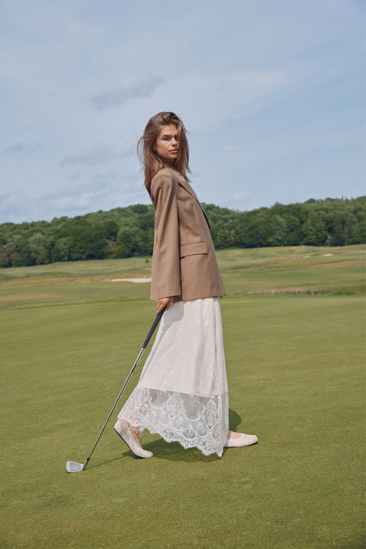 JuaniaBBIna pils, ljóst