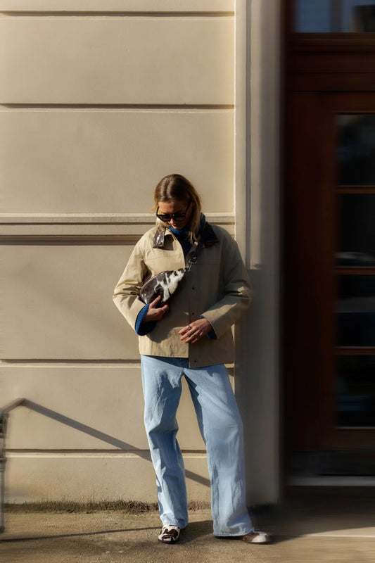 Jia mittistaska, brún/hvít