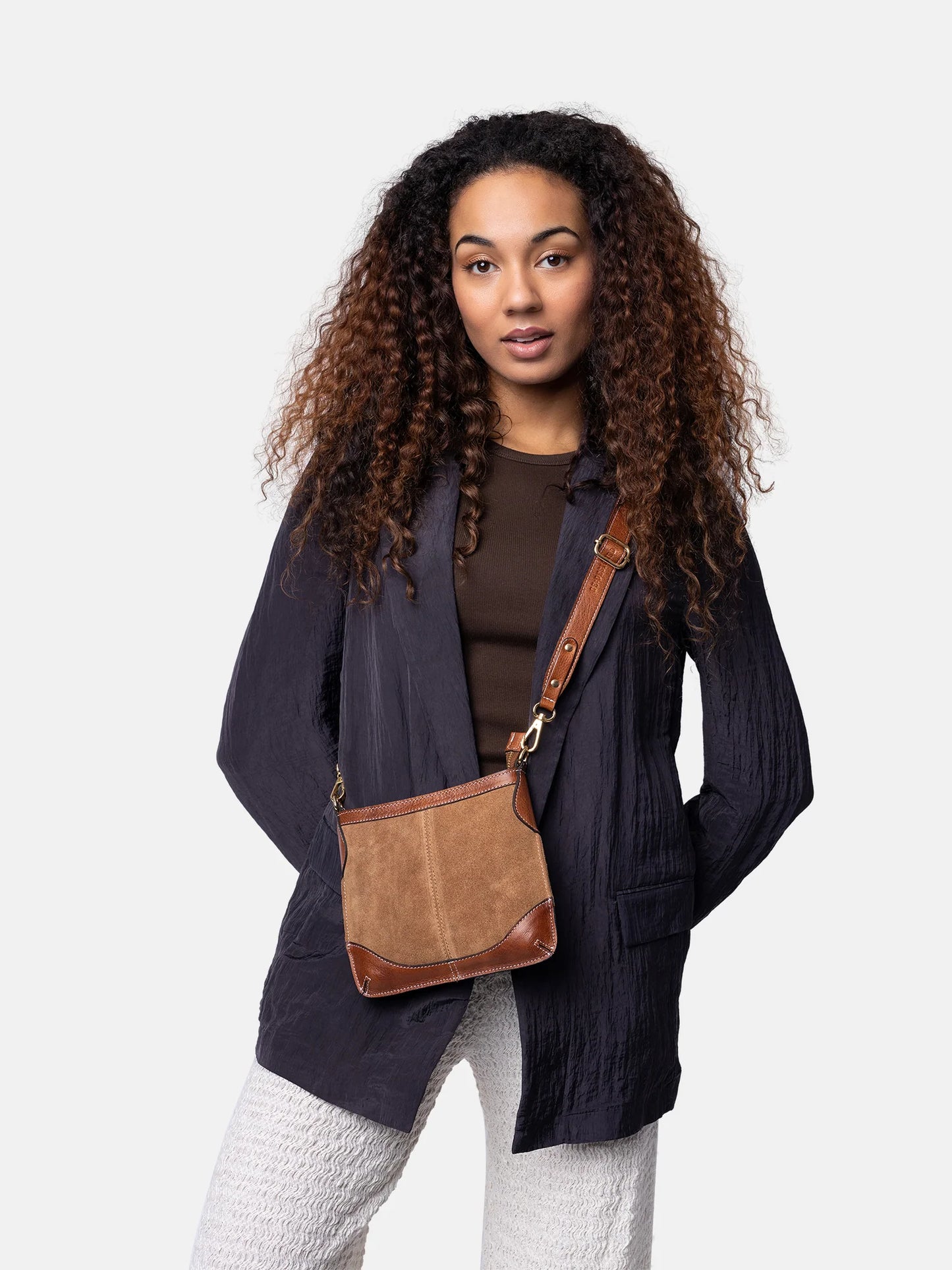 Lucie rúskinnstaska minni, walnut