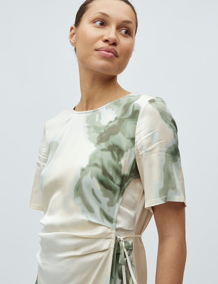 Kylar Mbym kjóll, ljós