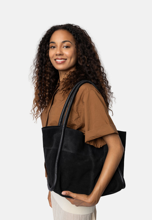 Meno rúskinnstaska, svört