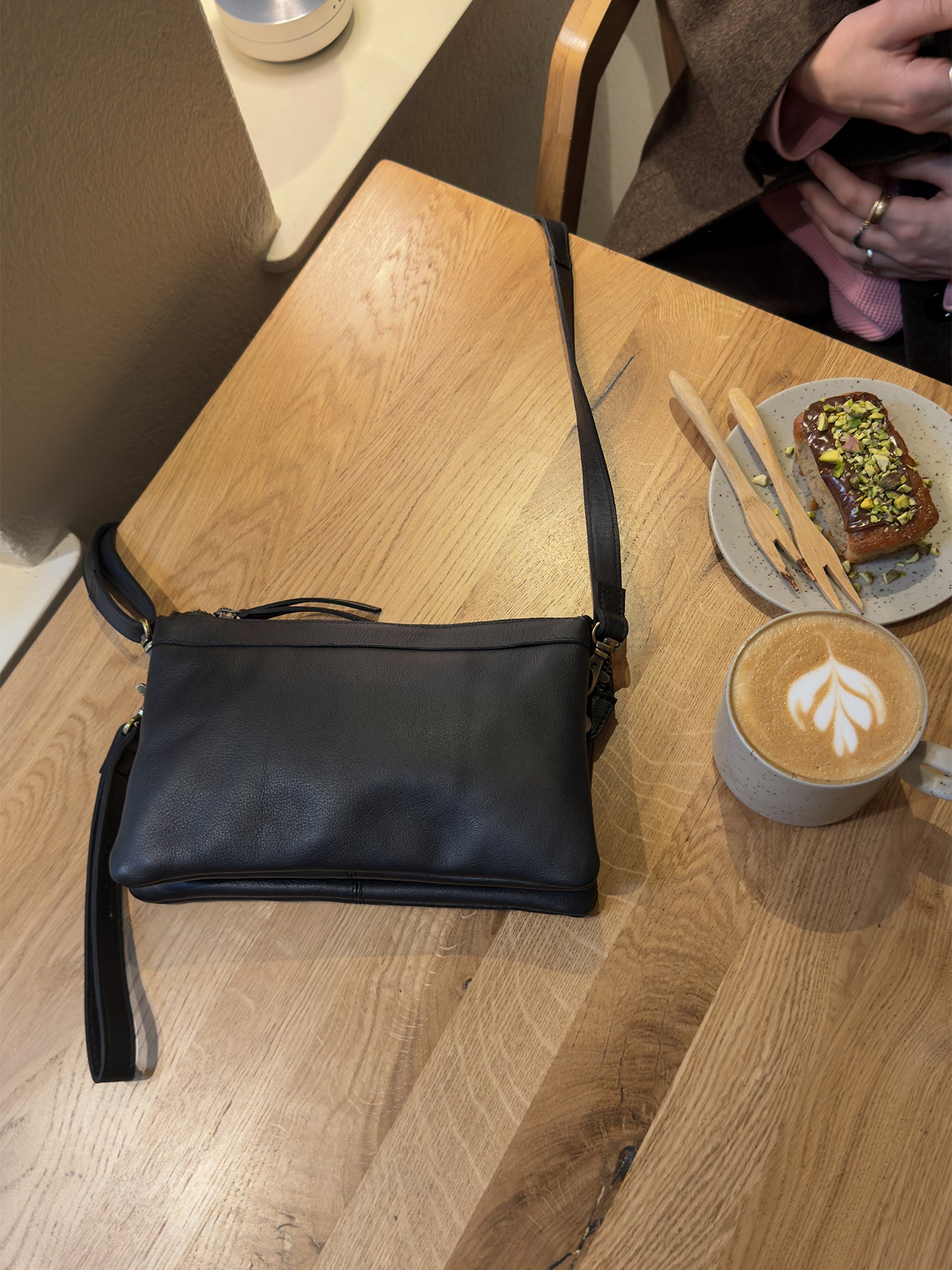 Ola leðurtaska, svört