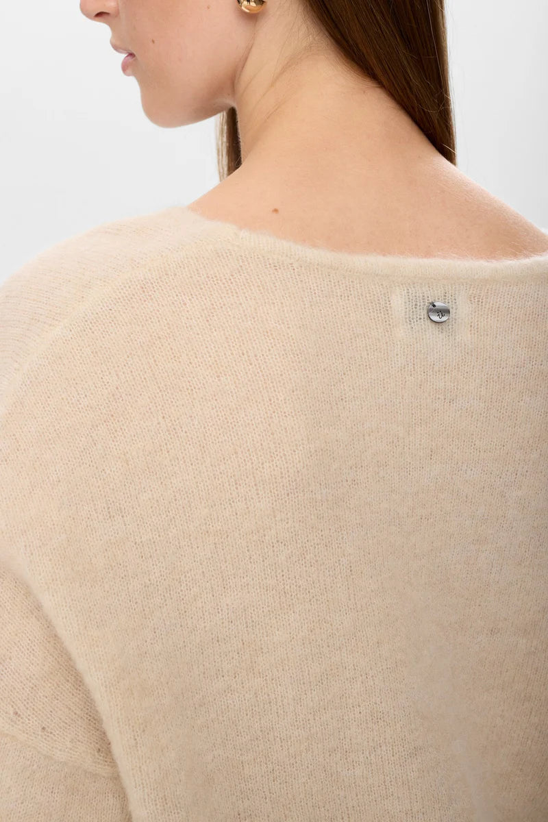NuRiette v-neck peysa, ljós