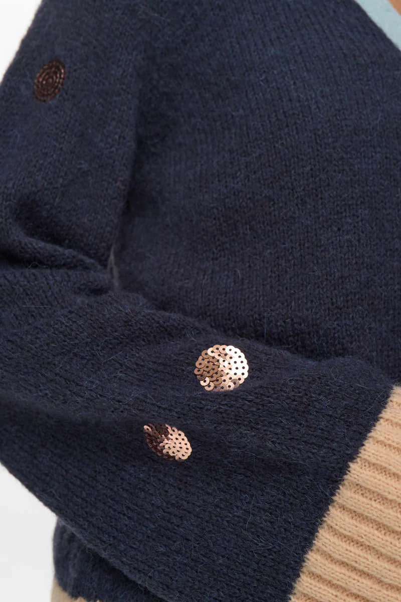 NuAtmy peysa, dökkblá