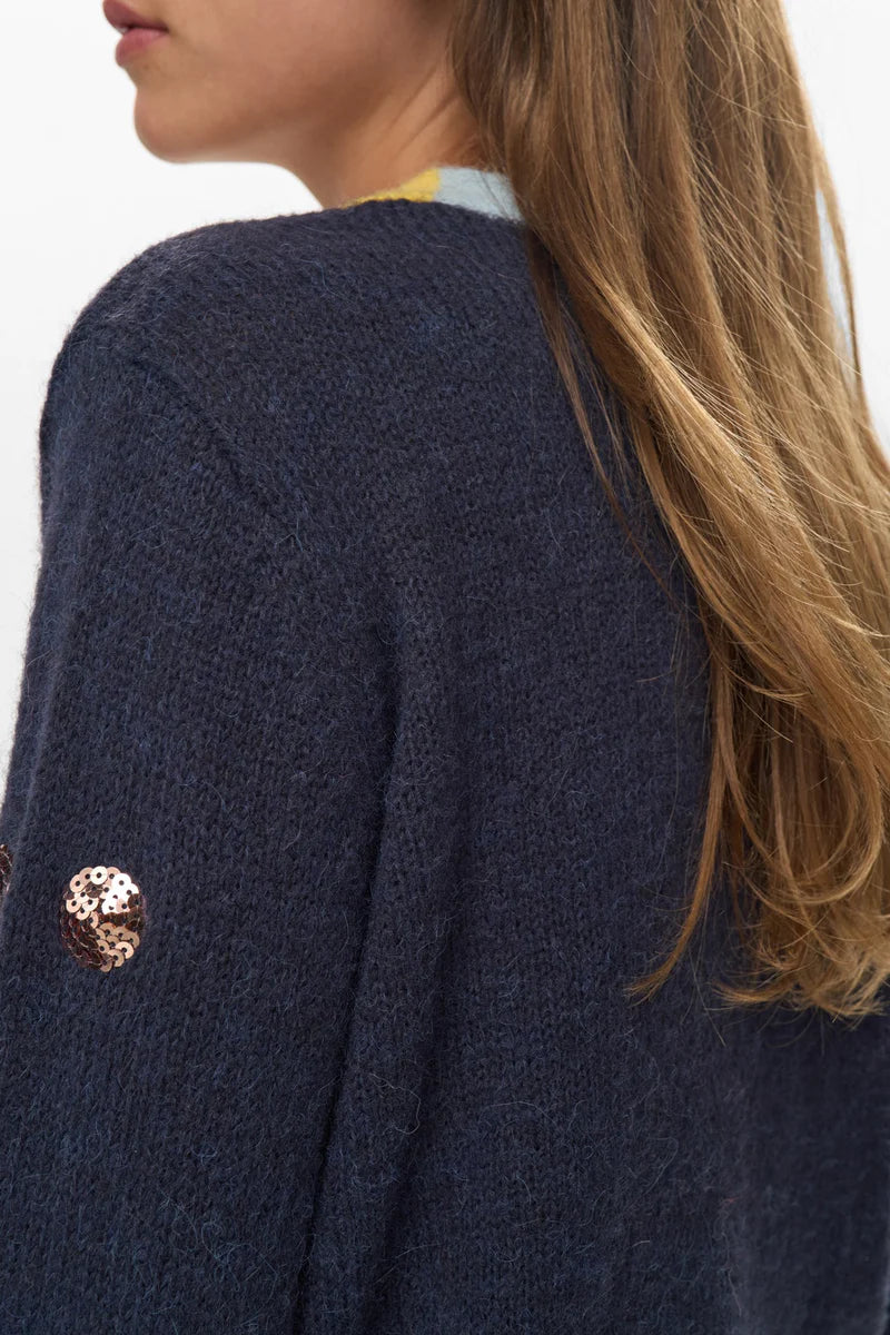 NuAtmy peysa, dökkblá