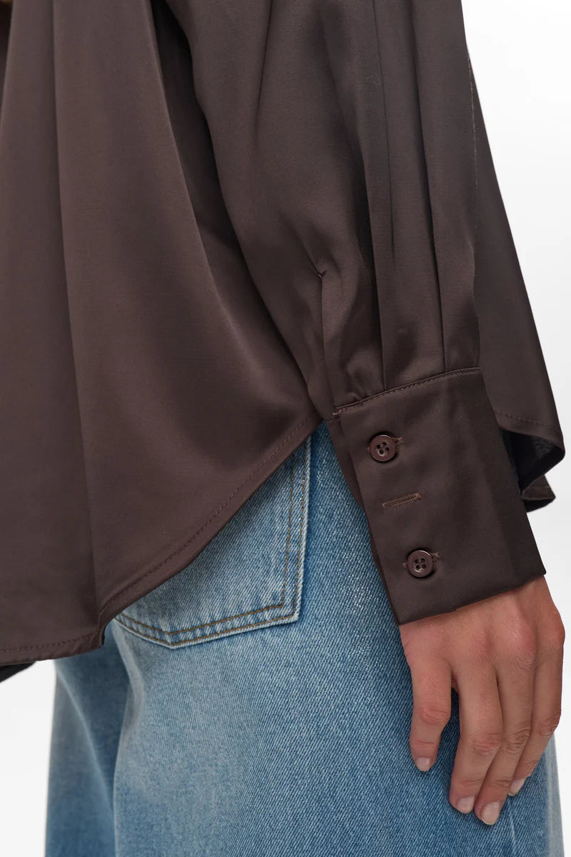 NuSatti skyrta, brún