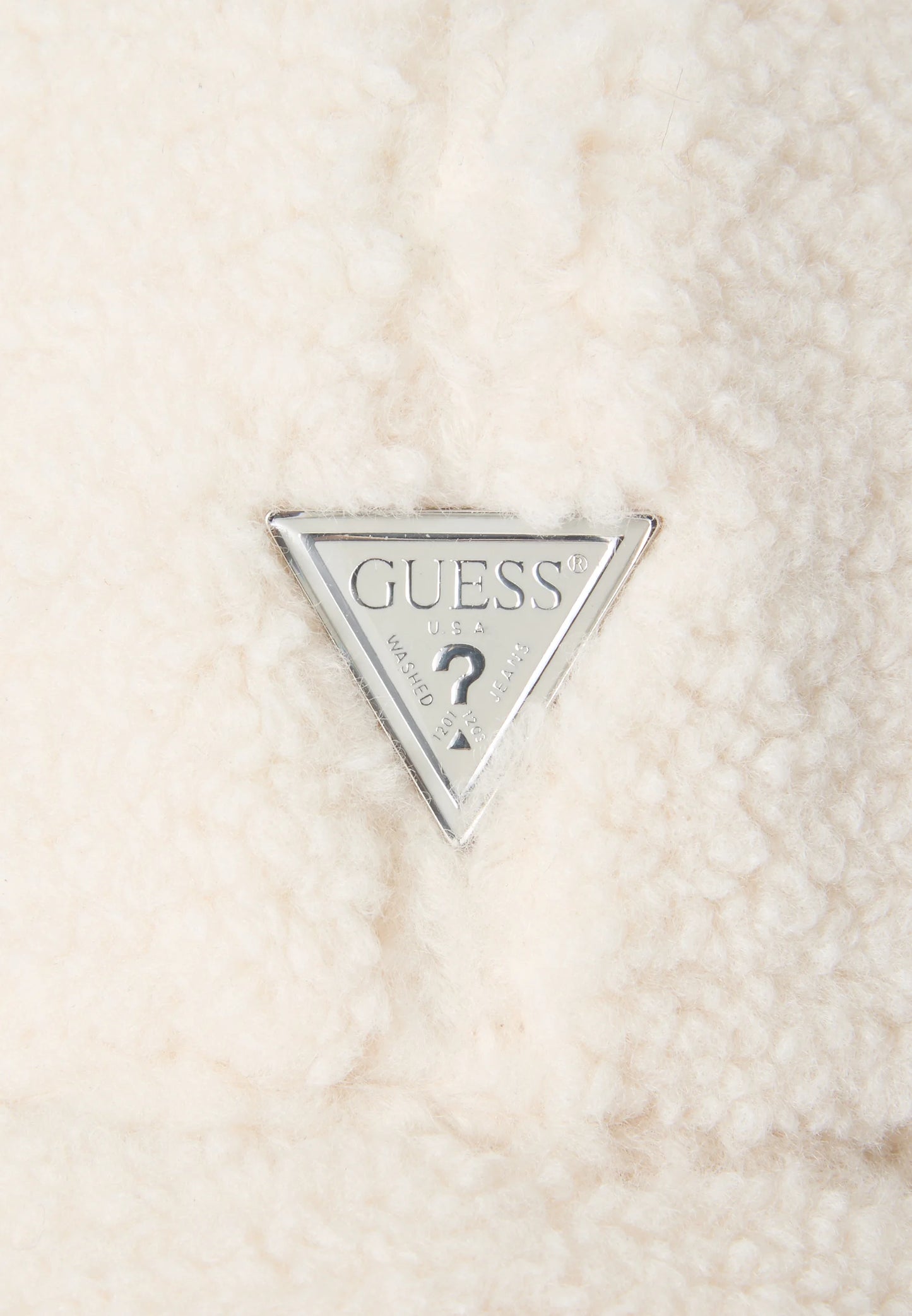 Guess derhúfa hvít teddy