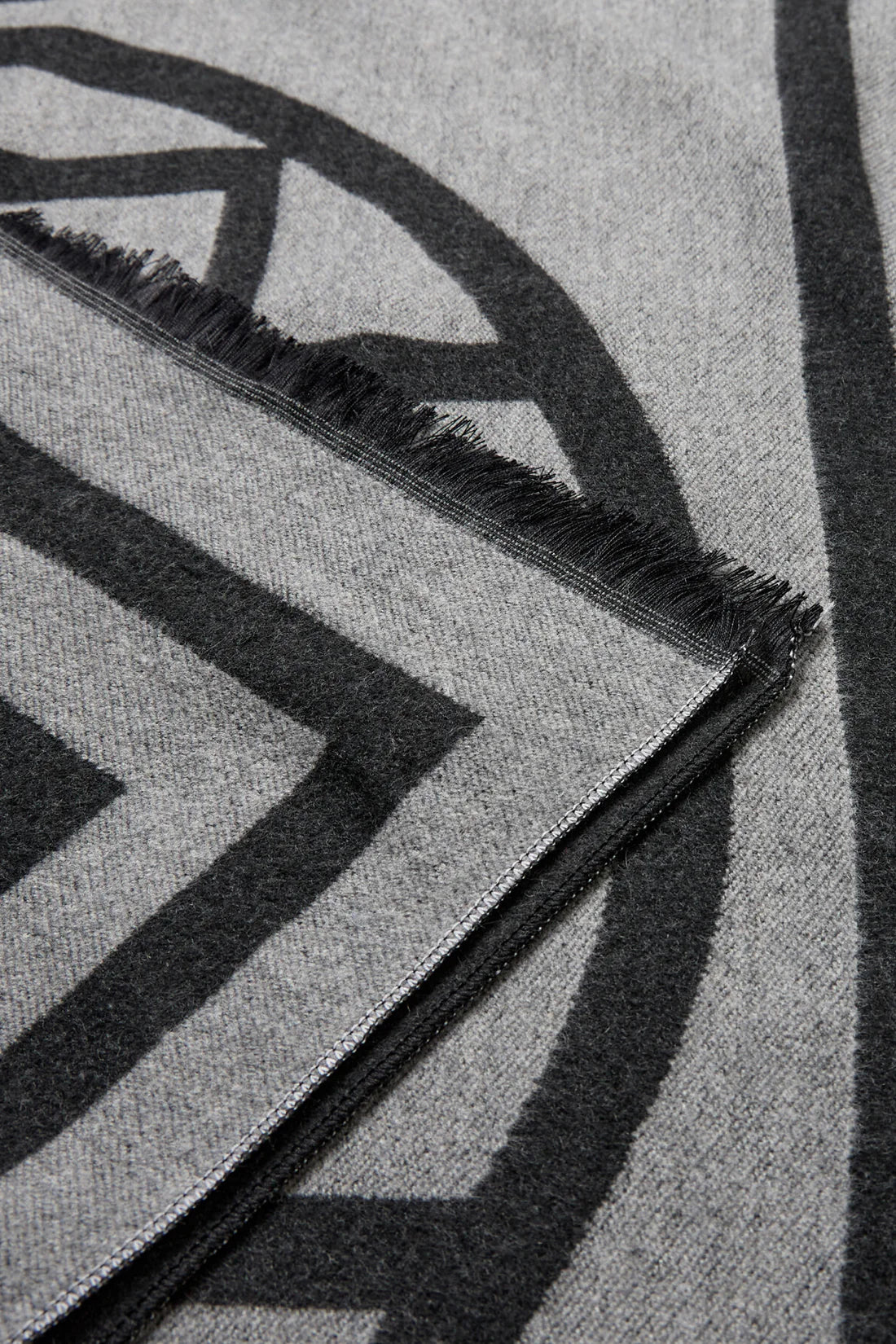 Hartley 1 trefill, grár