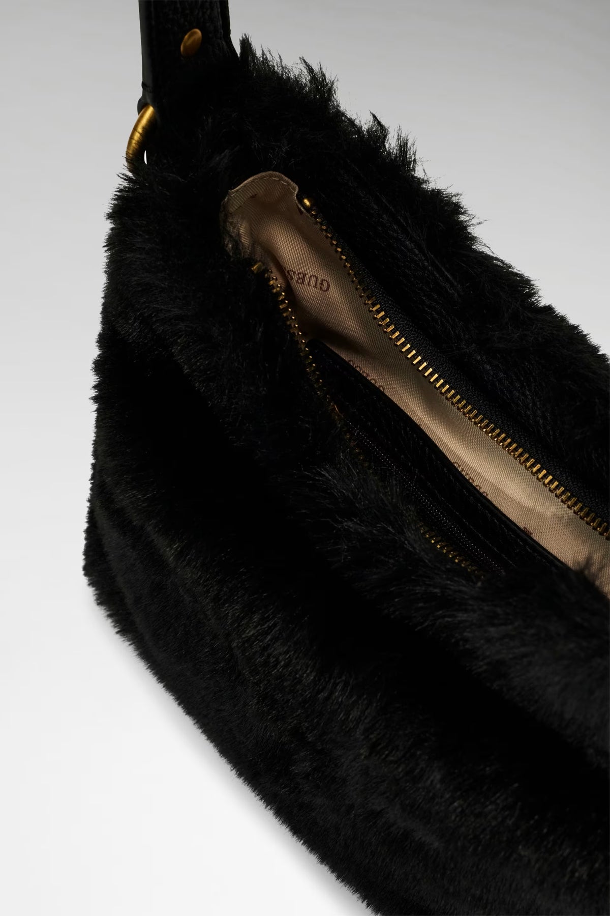 Camden mini Guess taska