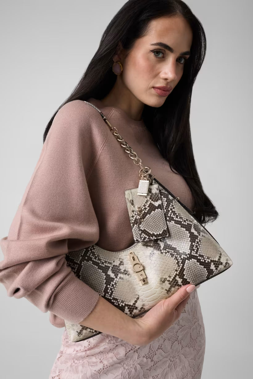 Yvonne Hobo Guess taska