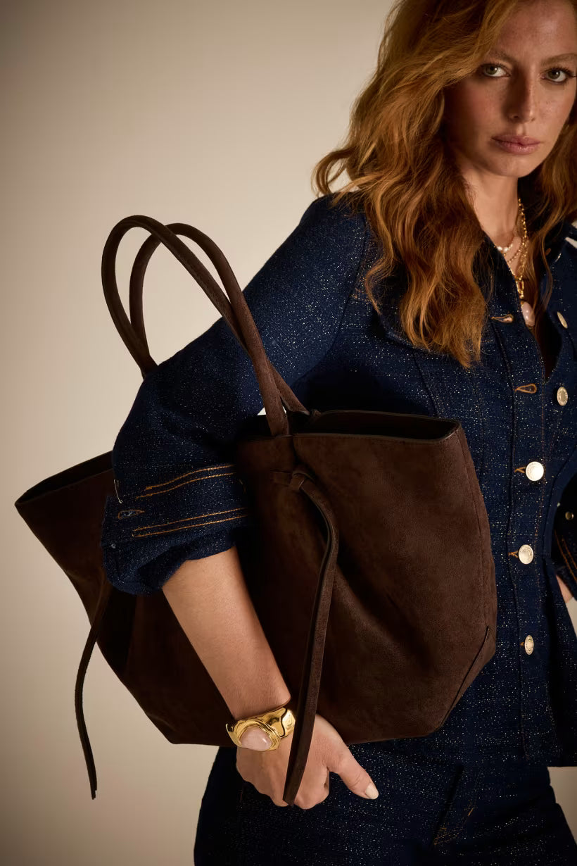 Allegra Tote Guess taska, dökkbrún