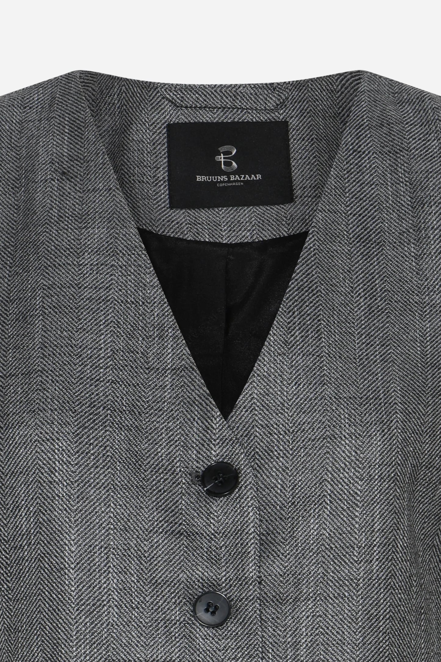 KuraBBBielle vesti, grátt