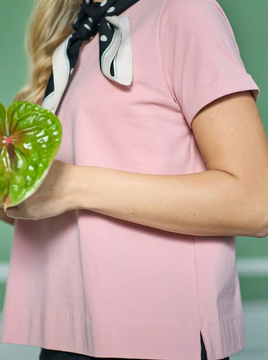 May stuttermabolur, bleikur