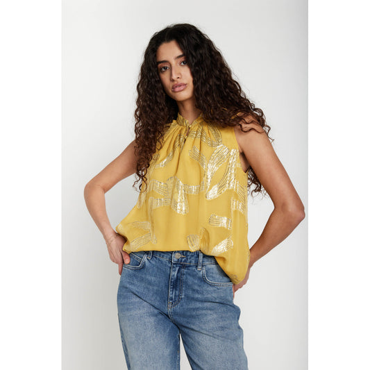 Ammandra Tracey toppur