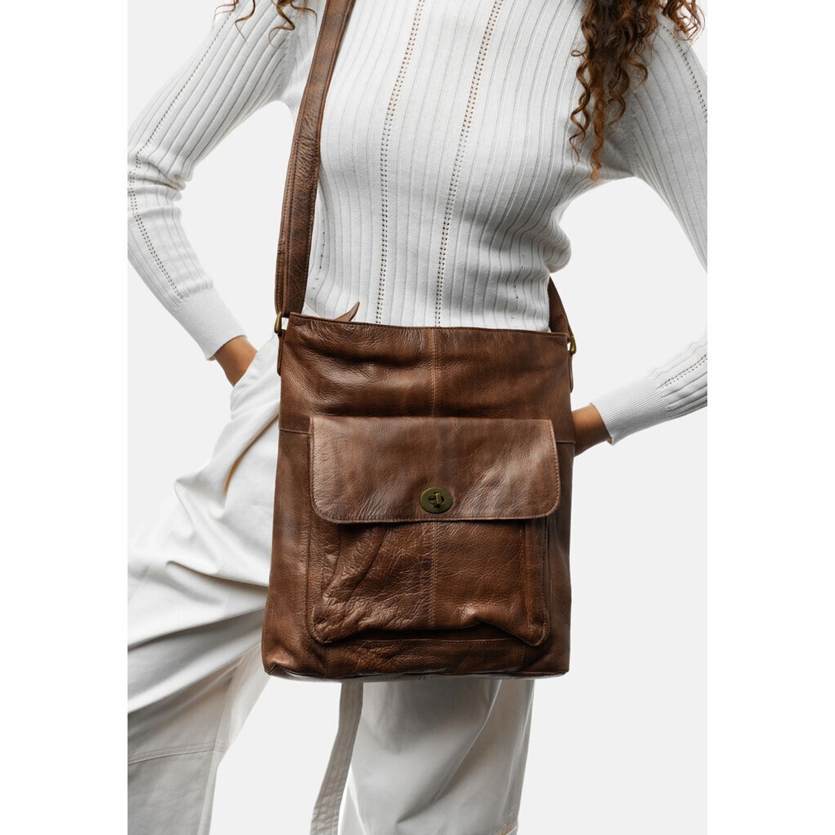 Leðurtaska 1656, woodsmoke